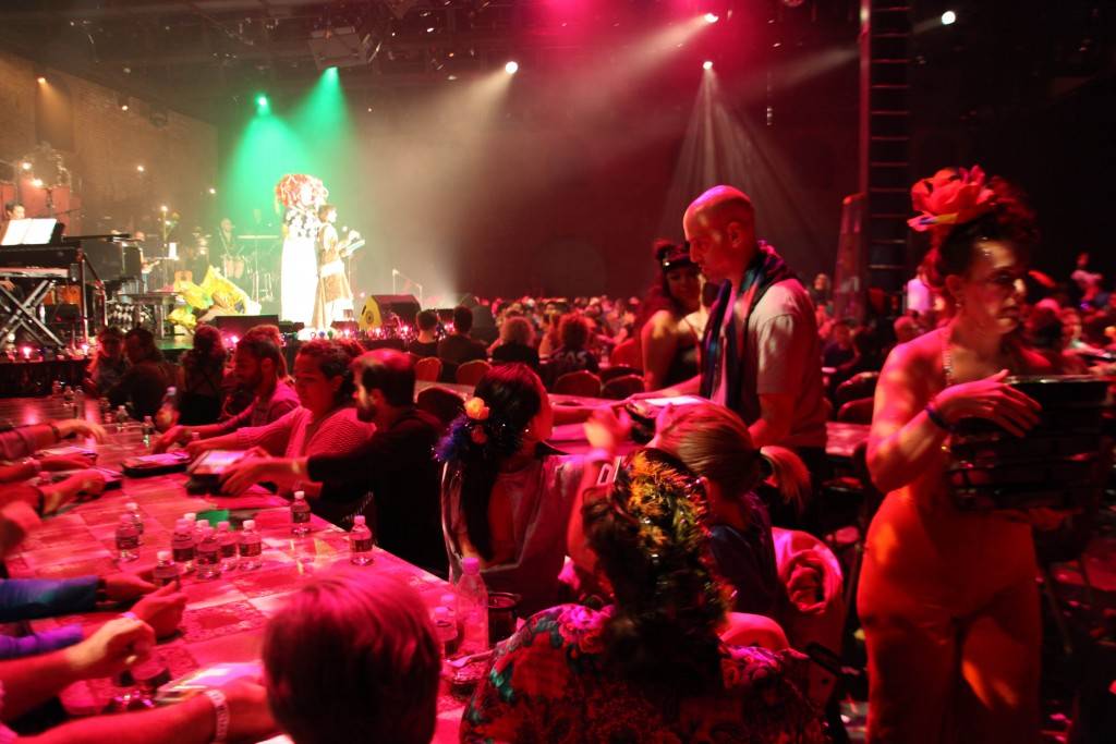 10-4-16_tanya-blum-photo_-nk_taylor-mac-4452