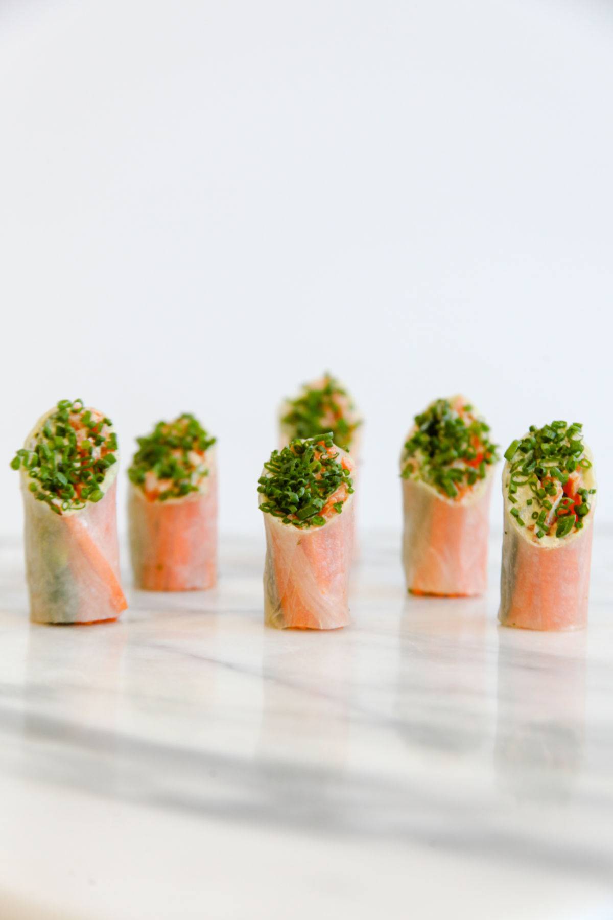 3-vegetable-summer-roll-with-carrots-cucumber-and-a-cilantro-aioli-_tanya-blum-photo_-neumans-kitchen-1015